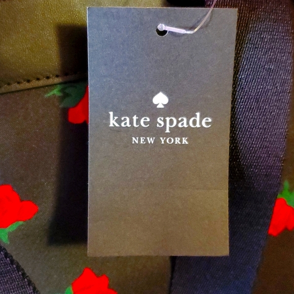 🆕️ KATE SPADE CHELSEA ROSE TOSS PRINTED MEDIUM BACKPACK - Picture 6 of 7